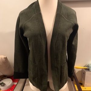 Lululemon Reverse Me Wrap